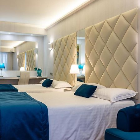 Hotel Le Fouquet'S Cannes Bagian luar foto
