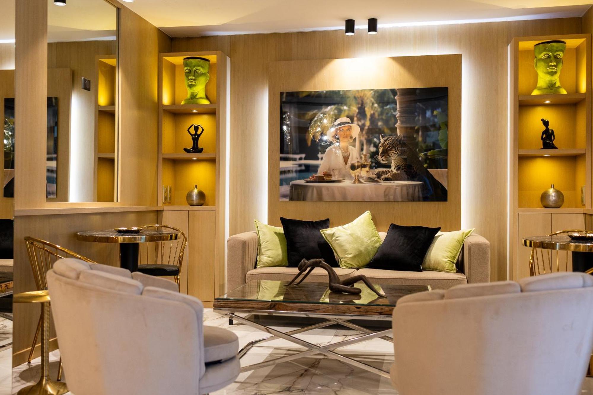 Hotel Le Fouquet'S Cannes Bagian luar foto