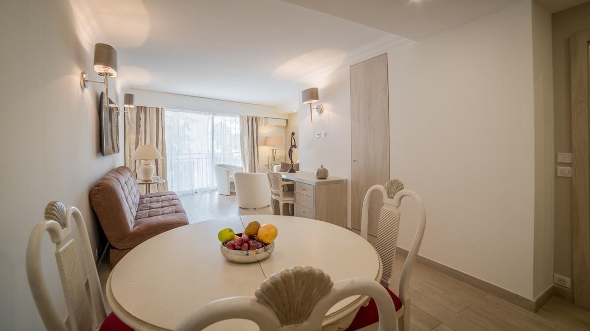Hotel Le Fouquet'S Cannes Bagian luar foto