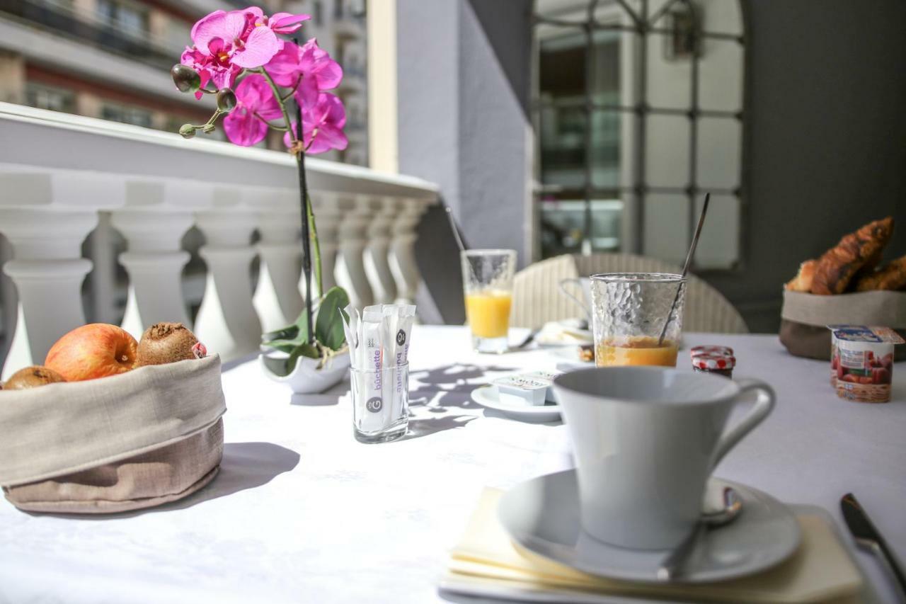 Hotel Le Fouquet'S Cannes Bagian luar foto